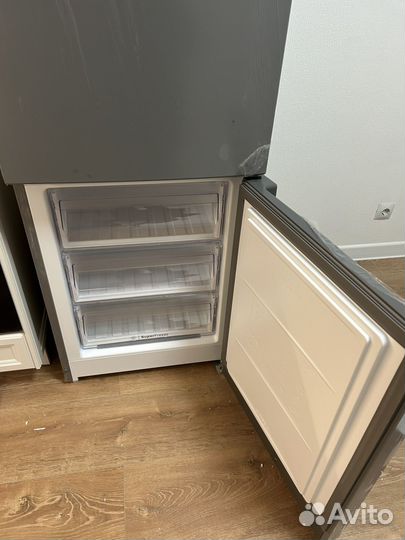 Холодильник Indesit ITS 4180 G