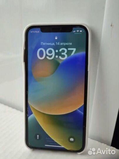 iPhone X, 64 ГБ