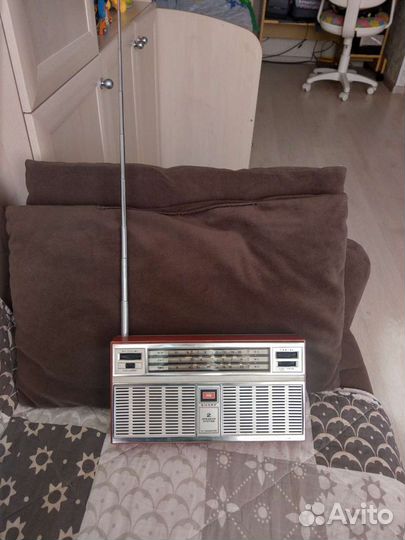 Раритетный радиоприёмник Sharp BY - 410 A