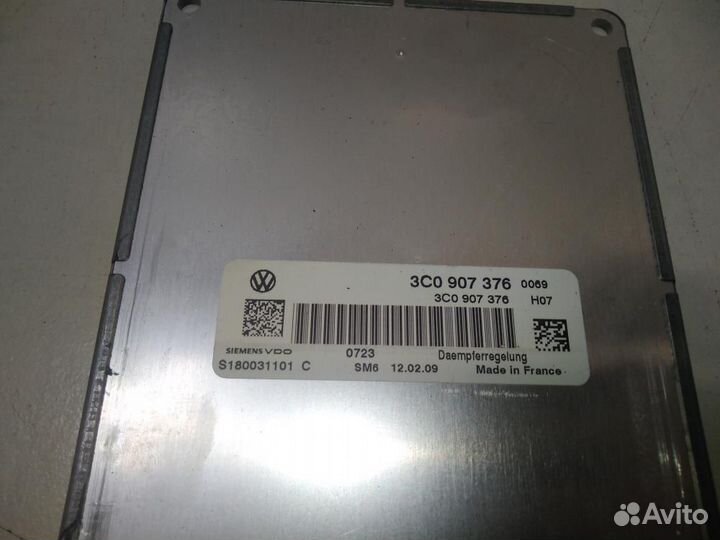 Блок управления подвеской Volkswagen Scirocco 3 MK