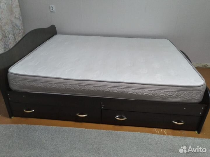 Кровать двухспальная 160х 200