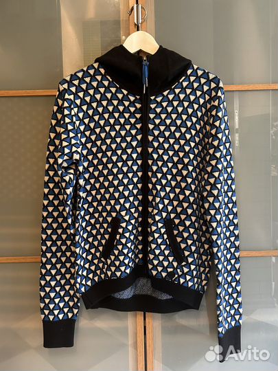 Толстовка Bench (46-48, новая)