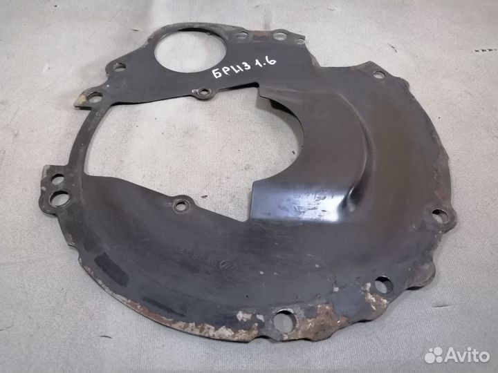 Промежуточн.пластина кпп/двс 1.6 Lifan Breez седан