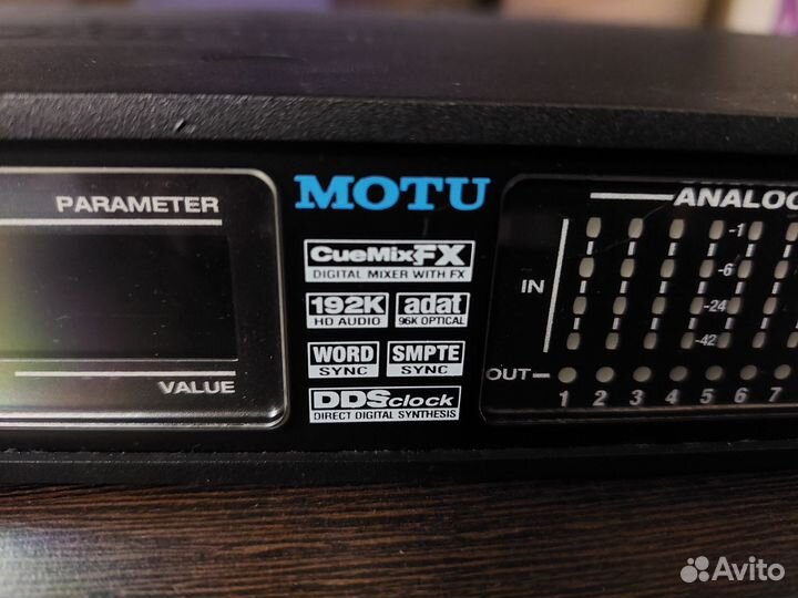 Звуковая карта motu 828 mk3 Hybrid USB + FireWire