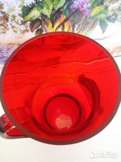 Ваза с ручкой СССР Город герой Керчь