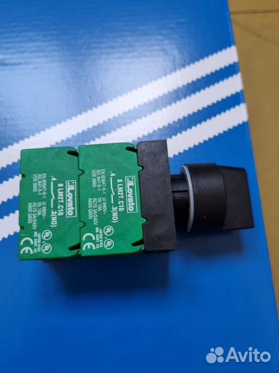 Переключатель трехпозиционный 4 контакта импортный