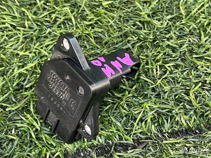 Датчик воздушного фильтра Toyota Alphard ANH10