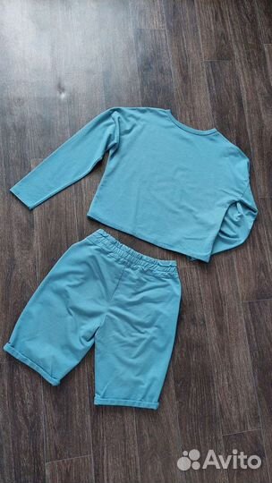 Костюм спортивный