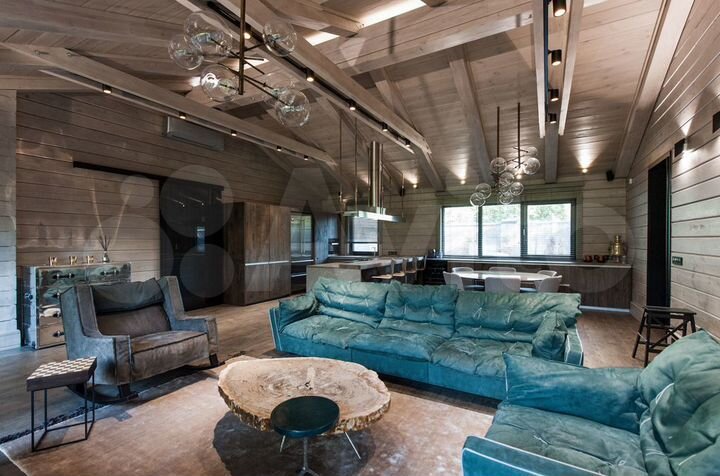 Коттедж 251,8 м² на участке 24 сот.