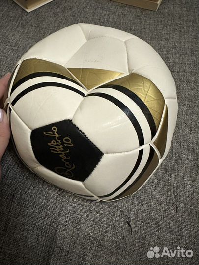 Футбольный мяч Роналдиньо