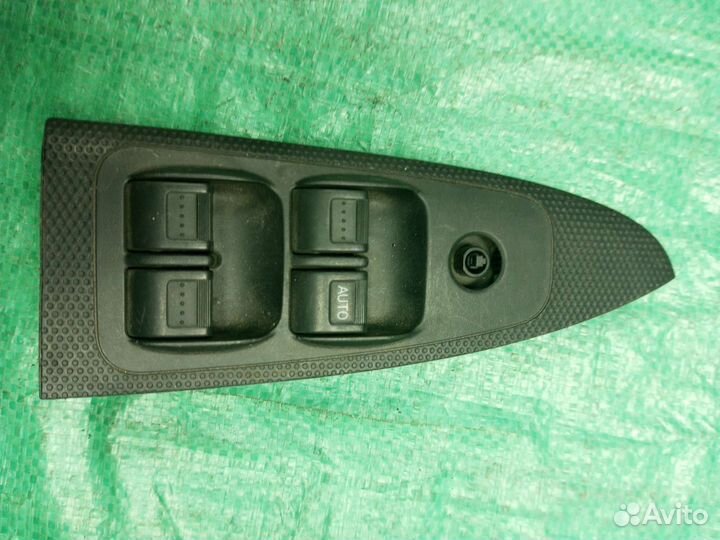 Блок управления стеклоподъемниками Honda Stream