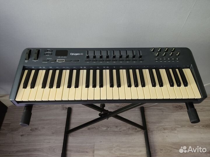 Midi клавиатура M-Audio Oxygen 49