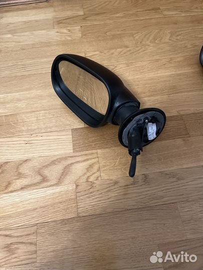 Зеркало заднего вида Renault Logan