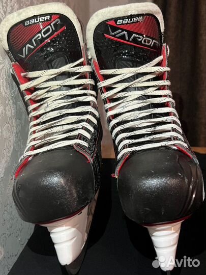 Хоккейные коньки bauer
