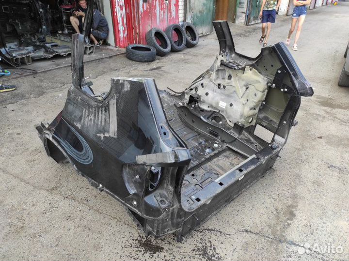 Крыло заднее левое Bmw X5 E70 N55 (3 10.05.2011