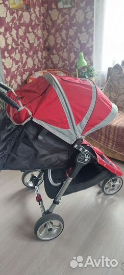 Прогулочная коляска by baby jogger