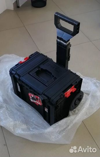 Ящик для инструментов и расходников