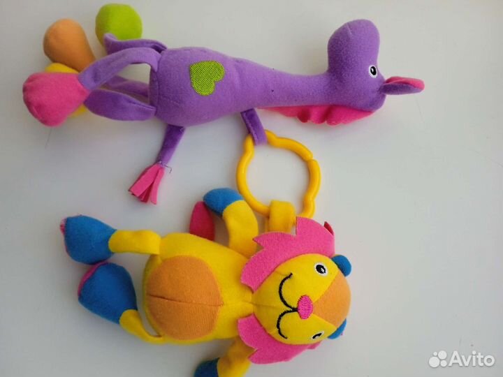 Игрушки мягкие для игрового коврика