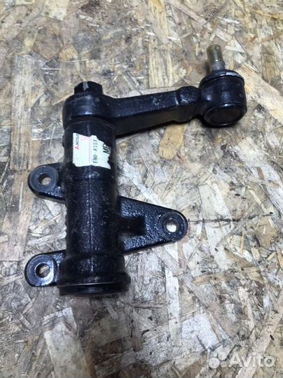 Маятниковый рычаг Mitsubishi L200