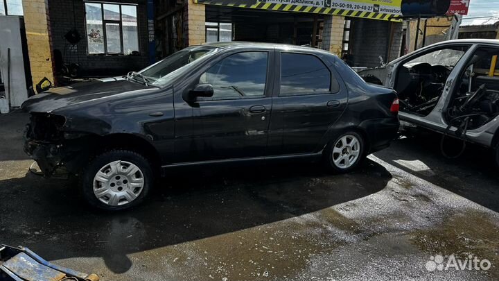 В разборе фиат альбеа запчасти