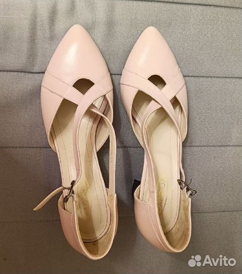 Босоножки на толстом каблуке 40 размер