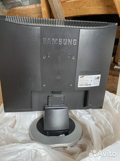 Монитор Samsung syncmaster 920n