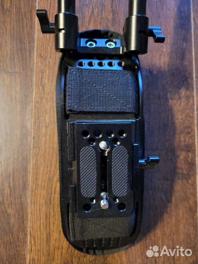 Плечевой упор для камеры