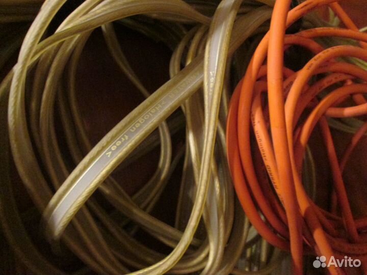 Кабель акустический+межблочный Van Den Hul - 40 м