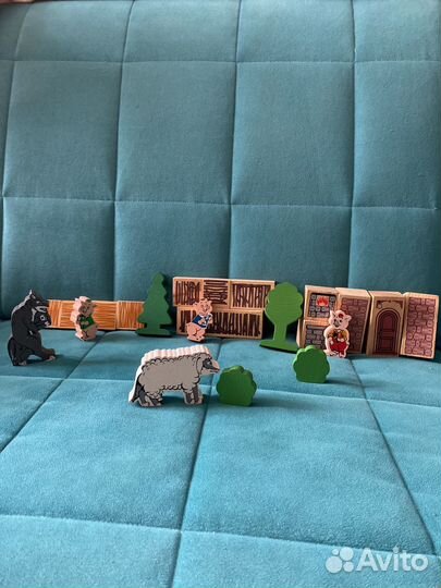 Девевянная сказка 3 поросенка