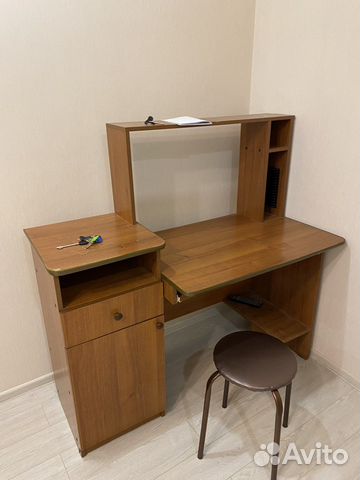 Компьютерный стол со шкафом