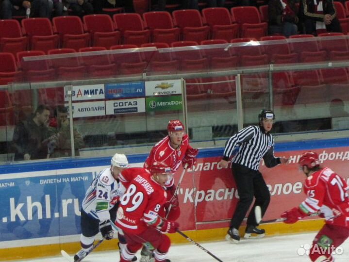 Игровой свитер хк Спартак