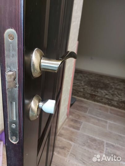 Двери межкомнатные с коробкой