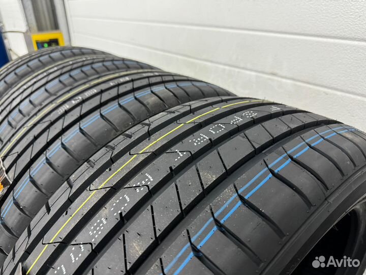 Frztrac Sport RC600 235/40 R19 97W