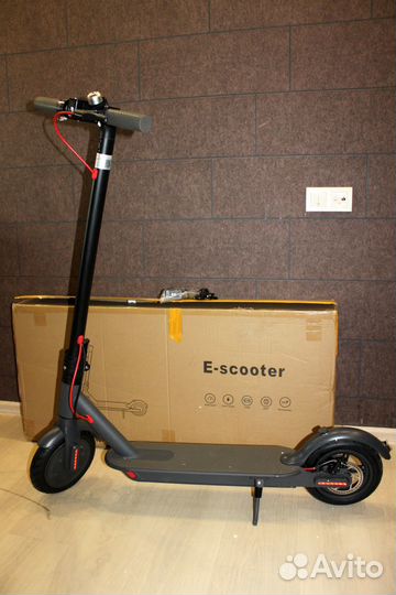Электросамокат Electric Scooter M365