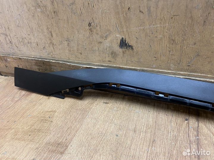 Накладка двери передней левой Kia Seltos 2019+