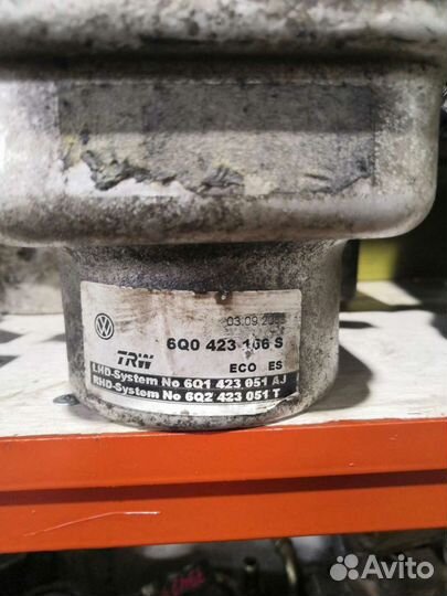 Насос гидроусилителя Skoda Fabia 1999-2007 Polo