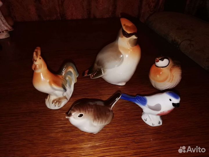 Статуэтки лфз фарфор, птицы и петух