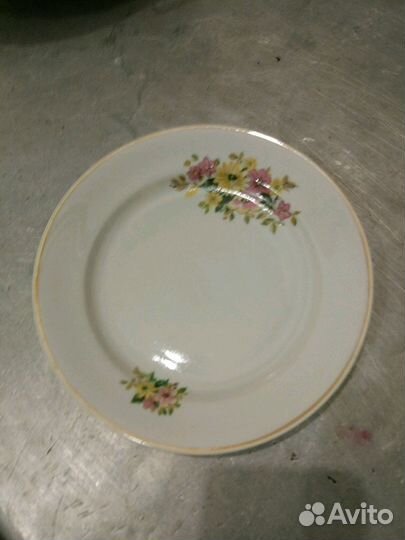 Посуда для дома или кафе