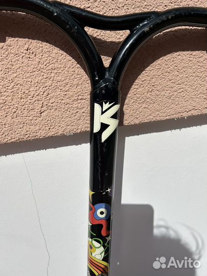 Трюковой самокат