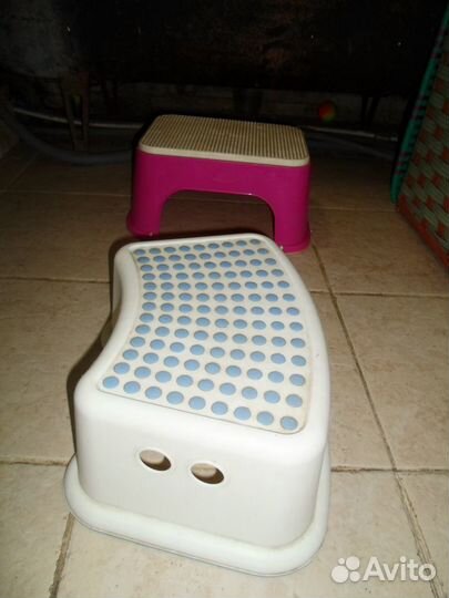 Подставка под бутыль 19л стеллажи пластик