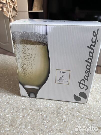 Бокалы для шампанского