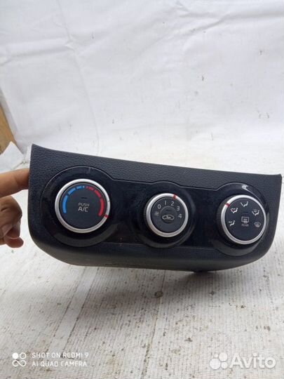 Блок управления климат-контролем Kia Rio 3