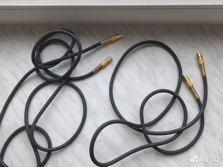 Межблочный кабель oehlbach