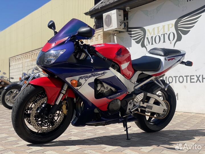 Honda CBR900RR.Без пробега по РФ