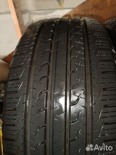 Goodyear EfficientGrip SUV 4x4 265/50 R20