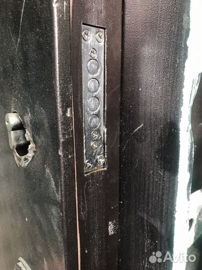 Металлическая дверь бу