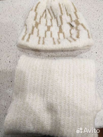 Зимняя женская шапка