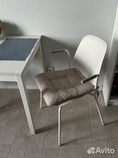 Стул IKEA 2 шт