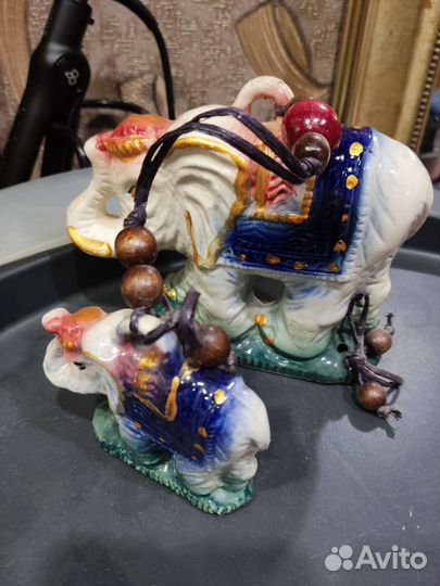 Статуэтки и пепельницы