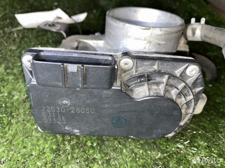 Заслонка дроссельная 1AZ-FSE Toyota Avensis AZT255